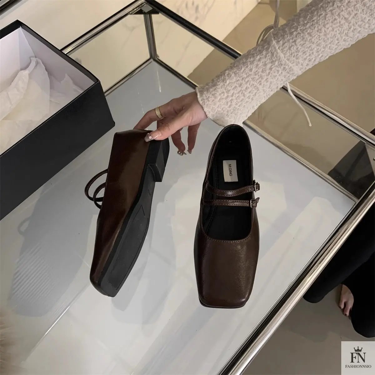 Square Toe Strap Women Flats - Fashionnsio