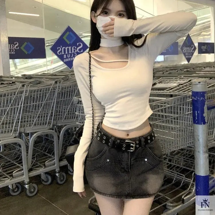 Turtle Neck Cut Out Crop Top - Fashionnsio