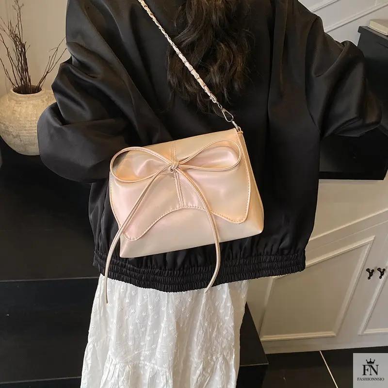 Pearlescent Chain Bow Sling Bags - Fashionnsio