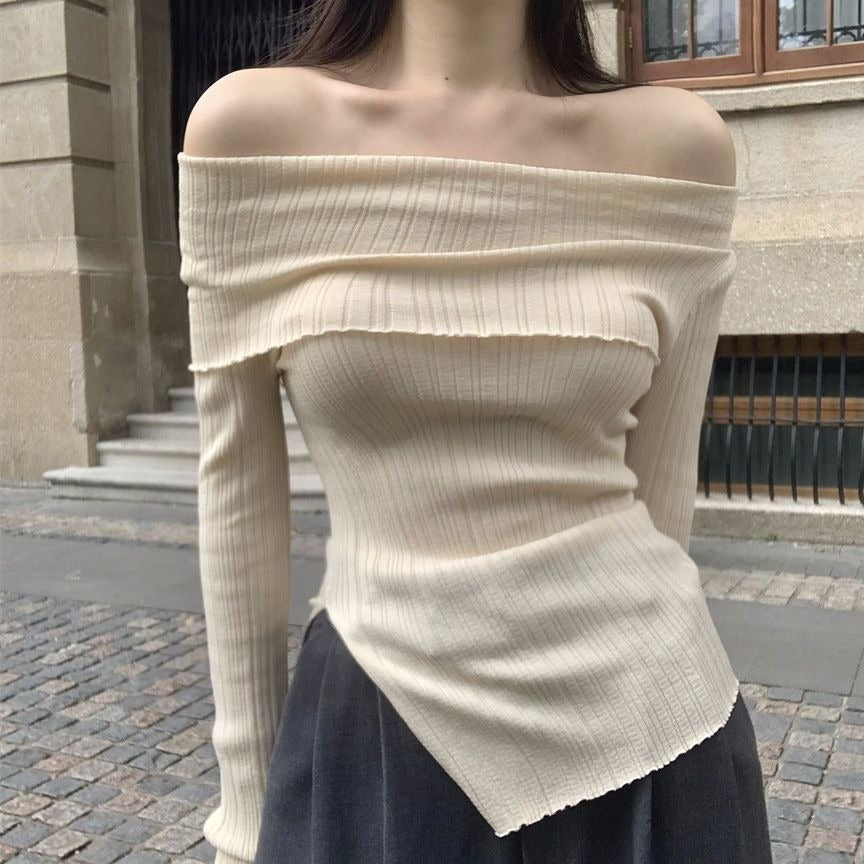 Off-Shoulder Asymmetrical Knitted Top