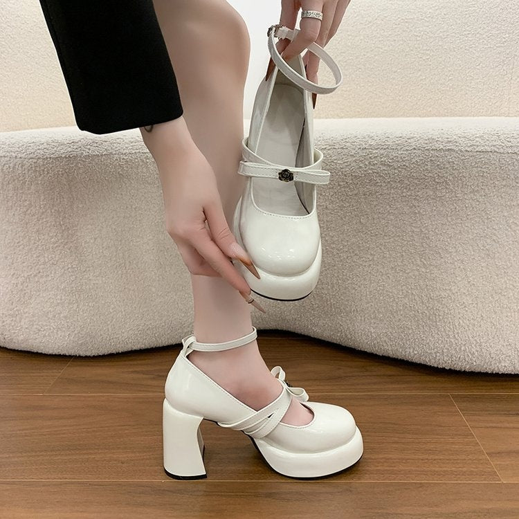 Patent Leather Mary Jane Heels - Fashionnsio