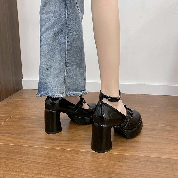 Patent Leather Mary Jane Heels - Fashionnsio