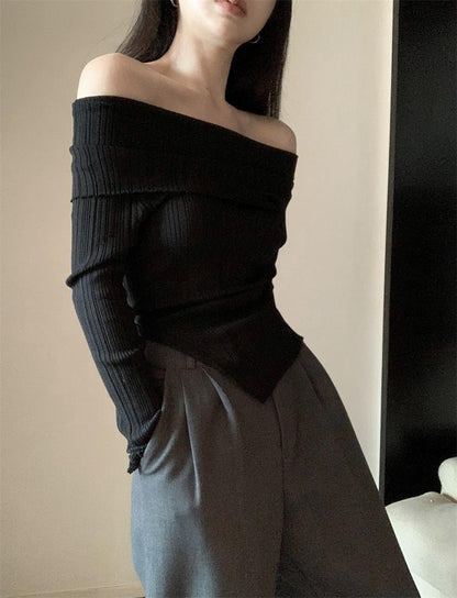 Off-Shoulder Asymmetrical Knitted Top