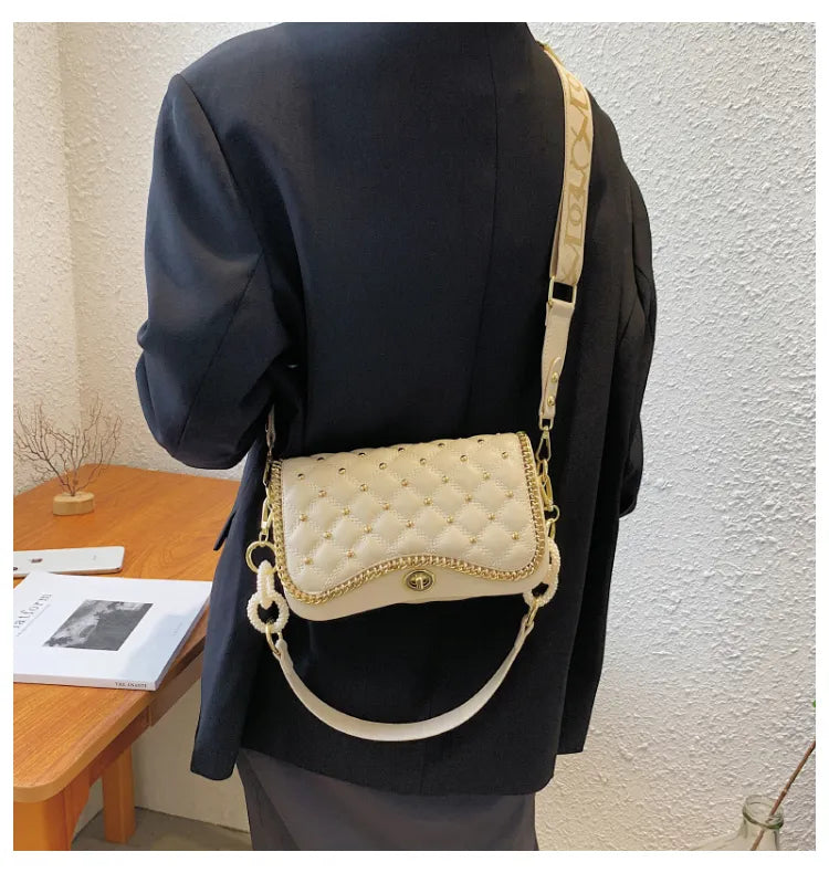 Fashionable Lattice Rivet Shoulder Bags