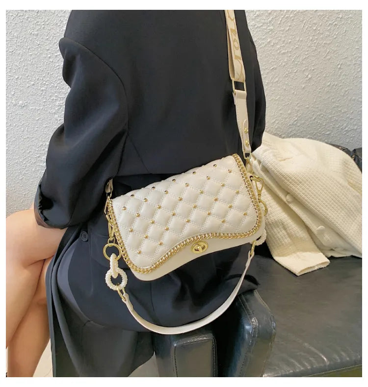 Fashionable Lattice Rivet Shoulder Bags