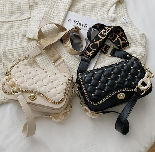 Fashionable Lattice Rivet Shoulder Bags